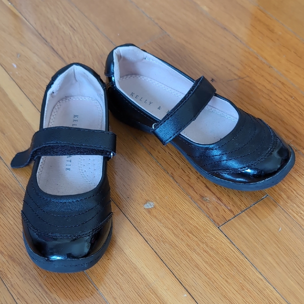 Kelly & Katie Girls' Black Mary Jane Shoes